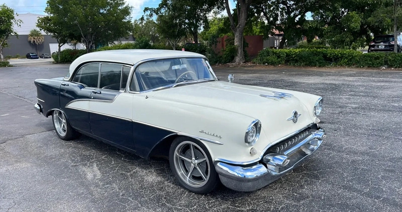 Oldsmobile Delta 88 cena 125000 przebieg: 90000, rok produkcji 1955 z Łódź małe 11